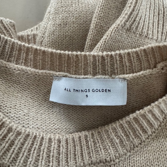 NWOT All Things Golden The Universal Knit Sweater - Picture 4 of 4